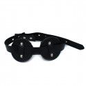 Black Leather Blindfold with Adjustable Eye Patches fra Sadistenstoolbox